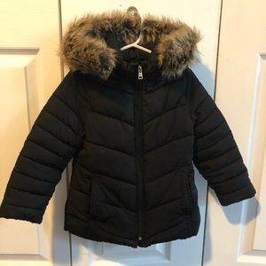 Hooded puffer jacket